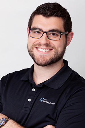 Dr. Daniel Butensky, DMD - Founder of The Dental Studio and member of the American Academy of Cosmetic Dentistry